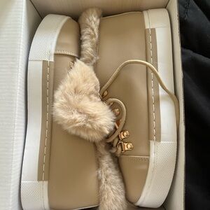 Malibu Tan Sneakers with Faux Fur Accent